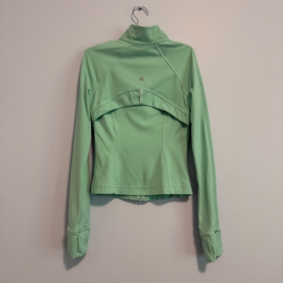 Lululemon Nulu Cropped Define Jacket Size 4 - Picture 4 of 10